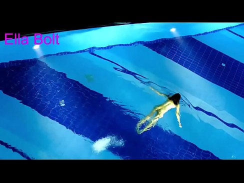 ❤️ Saya tidak boleh berhenti menonton, berambut perang muda ditangkap berenang bogel di kolam peranginan ELLA BOLT ☑ Video seks pada kami ms.pornoincest.ru ❌